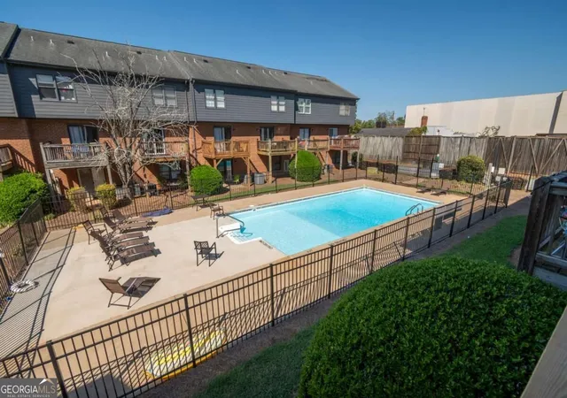 Photo 4 of Condo for sale at 550 Dearing St #9, Athens, GA 30605 | MLS# 10844604 | Listing updated on 2026-09-14