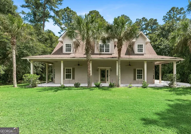 Photo 3 of Single family home for sale at 327 Marina Isle Dr, Woodbine, GA 31569 | MLS# 10844293 | Listing updated on 2026-09-25