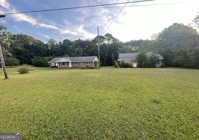 Photo 1 of Single family home for sale at 541 Highway 18 W, Barnesville, GA 30204 | MLS# 10838741 | Listing updated on 2026-10-04