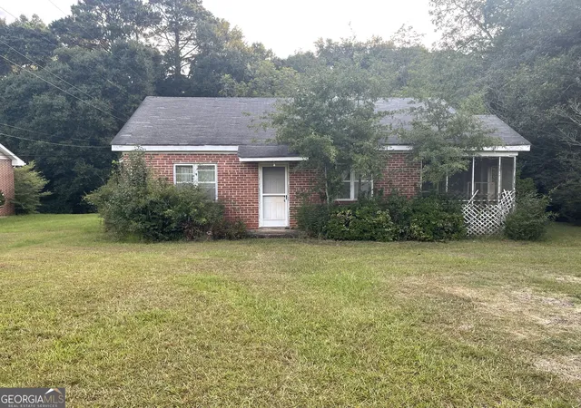 Photo 2 of Single family home for sale at 541 Highway 18 W, Barnesville, GA 30204 | MLS# 10838741 | Listing updated on 2026-10-04
