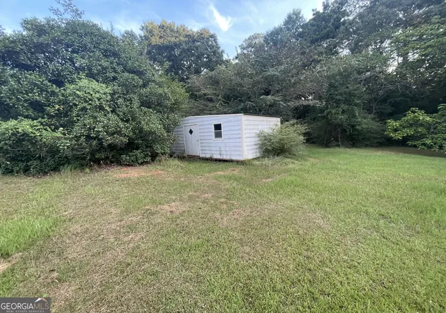 Photo 3 of Single family home for sale at 541 Highway 18 W, Barnesville, GA 30204 | MLS# 10838741 | Listing updated on 2026-10-04