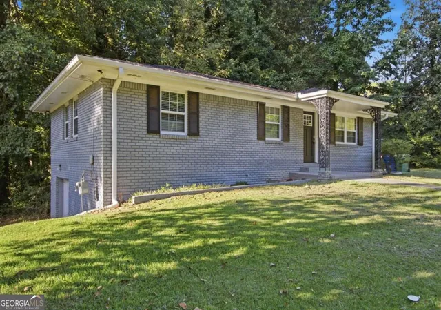 Photo 2 of Single family home for sale at 2349 Omaha Rd SW, Atlanta, GA 30331 | MLS# 10844687 | Listing updated on 2026-09-11