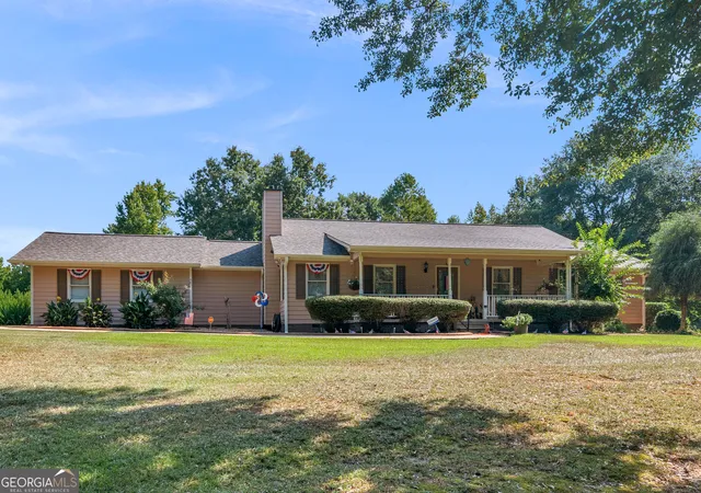 Single family home for sale at 837 Sunset Dr, Locust Grove, GA 30248 | MLS# 10824173