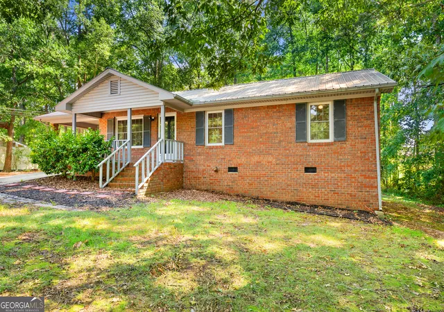 Photo 2 of Single family home for sale at 50 Hidden Hills, Hartwell, GA 30643 | MLS# 10841178 | Listing updated on 2026-09-20