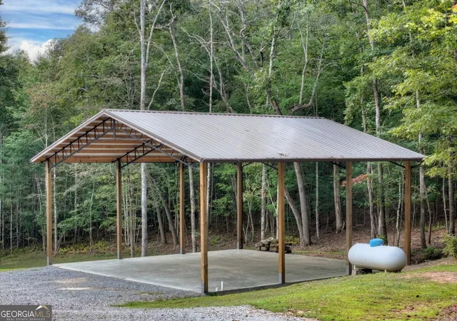 Photo 4 of Single family home for sale at 185 Pine Ln #5,6,7, Mineral Bluff, GA 30559 | MLS# 10852797 | Listing updated on 2026-10-08