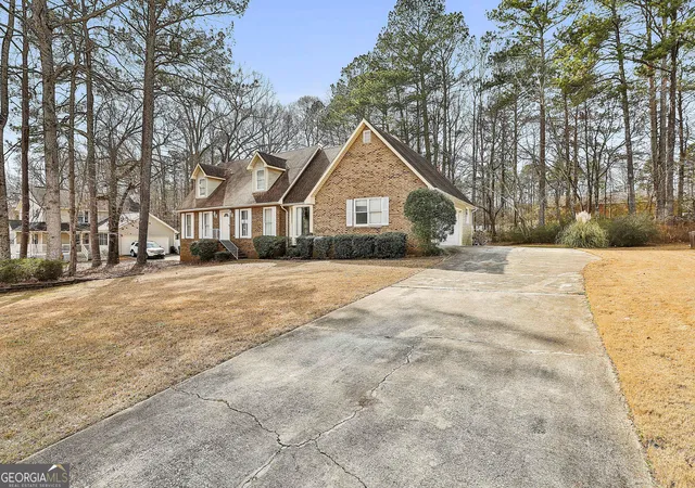 Photo 1 of Single family home for sale at 8039 Woods Ln, Jonesboro, GA 30236 | MLS# 10853459 | Listing updated on 2026-10-09