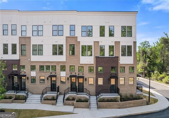 Photo 1 of Condo for sale at 201 New St #3205, Decatur, GA 30030 | MLS# 10789754 | Listing updated on 2026-09-22