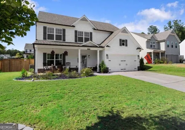 Photo 3 of Single family home for sale at 579 Edgemore Rd, Canton, GA 30114 | MLS# 10844686 | Listing updated on 2026-09-25