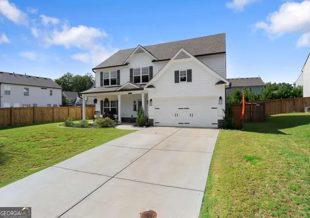 Photo 4 of Single family home for sale at 579 Edgemore Rd, Canton, GA 30114 | MLS# 10844686 | Listing updated on 2026-09-25