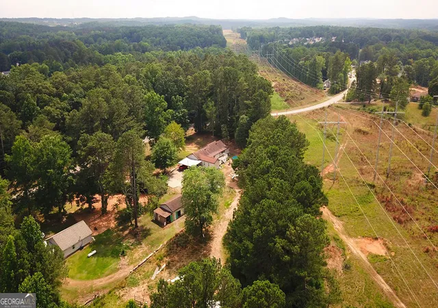 Photo 2 of Single family home for sale at 5492 Cave Springs Rd, Douglasville, GA 30134 | MLS# 10843443 | Listing updated on 2026-09-10