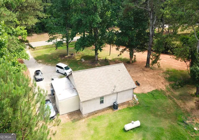 Photo 4 of Single family home for sale at 5492 Cave Springs Rd, Douglasville, GA 30134 | MLS# 10843443 | Listing updated on 2026-09-10