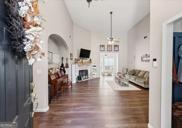 Photo 3 of Single family home for sale at 149 Preserve Pkwy, Ball Ground, GA 30107 | MLS# 10846933 | Listing updated on 2026-09-30