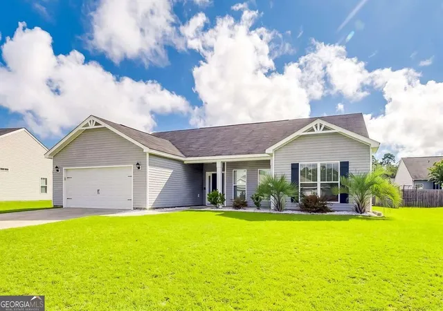 Photo 2 of Single family home for sale at 123 Thoroughbred Dr, Guyton, GA 31312 | MLS# 10840515 | Listing updated on 2026-09-18