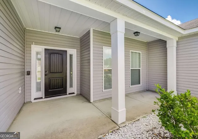 Photo 3 of Single family home for sale at 123 Thoroughbred Dr, Guyton, GA 31312 | MLS# 10840515 | Listing updated on 2026-09-18