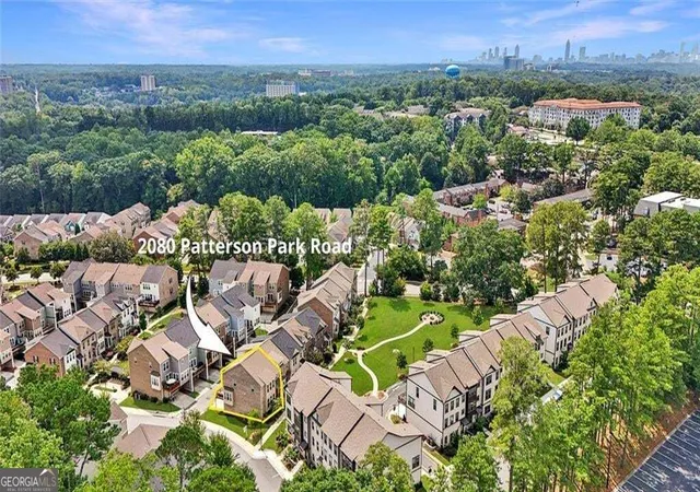 Photo 2 of Townhouse for sale at 2080 Patterson Park Rd, Decatur, GA 30033 | MLS# 10842745 | Listing updated on 2026-09-24