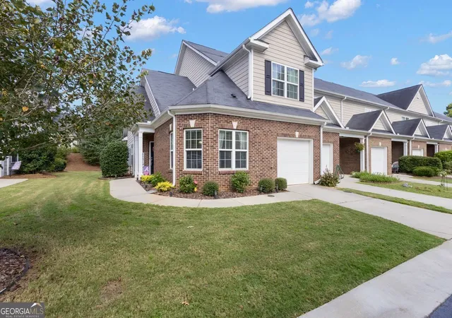 Photo 2 of Townhouse for sale at 172 Granite Way, Newnan, GA 30265 | MLS# 10843568 | Listing updated on 2026-09-10