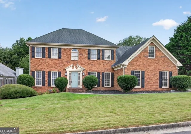 Photo 2 of Single family home for sale at 3000 Brookside Run Sw, Snellville, GA 30078 | MLS# 10840136 | Listing updated on 2026-09-18