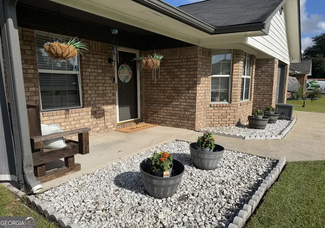 Photo 2 of Single family home for sale at 1238 Dhurahn Dr, Hinesville, GA 31313 | MLS# 10842359 | Listing updated on 2026-09-09