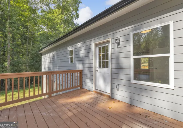 Photo 3 of Single family home for sale at 286 Adams Pl Dr, Royston, GA 30662 | MLS# 10843291 | Listing updated on 2026-09-20