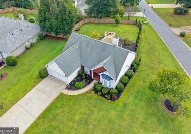 Photo 2 of Single family home for sale at 5810 Tallantworth Xing, Cumming, GA 30040 | MLS# 10847035 | Listing updated on 2026-09-30