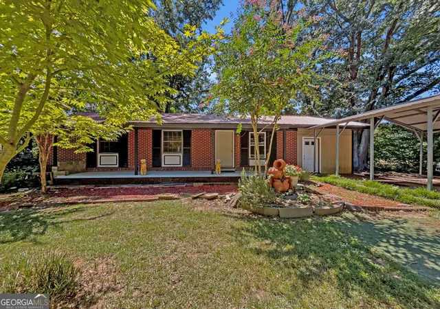 Single family home for sale at 2755 Cherokee Rd, Athens, GA 30605 | MLS# 10853704