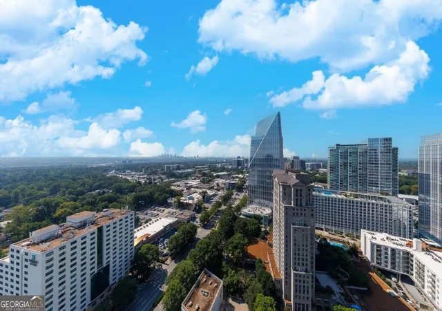 Condo for sale at 3324 Peachtree Rd NE #2804, Atlanta, GA 30326 | MLS# 10852558