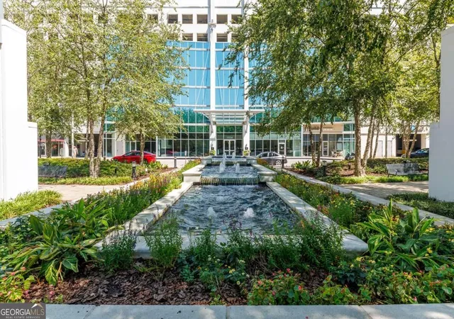 Photo 3 of Condo for sale at 3324 Peachtree Rd Ne #2804, Atlanta, GA 30326 | MLS# 10852558 | Listing updated on 2026-10-08