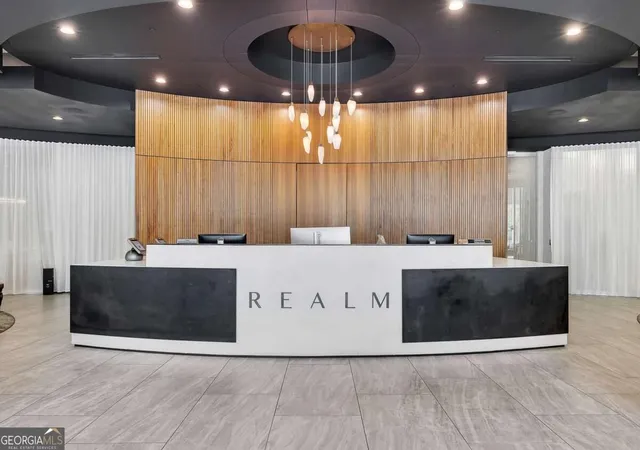 Listing Photo 4 - Condo for sale in building located at 3324 Peachtree Rd Ne, Atlanta, GA 30326 - Unit #2804
