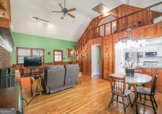 Photo 3 of Single family home for sale at 321 S Steele Brg Rd, Eatonton, GA 31024 | MLS# 10849750 | Listing updated on 2026-10-04