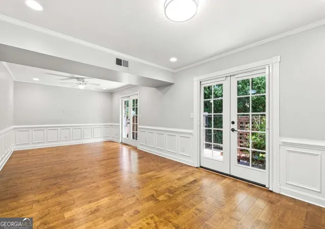 Photo 3 of Townhouse for sale at 70 Old Ivy Rd NE #56, Atlanta, GA 30342 | MLS# 10839831 | Listing updated on 2026-09-20