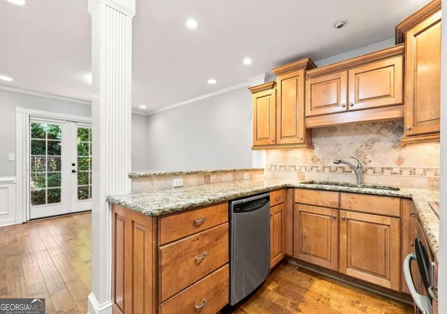 Photo 4 of Townhouse for sale at 70 Old Ivy Rd NE #56, Atlanta, GA 30342 | MLS# 10839831 | Listing updated on 2026-09-20