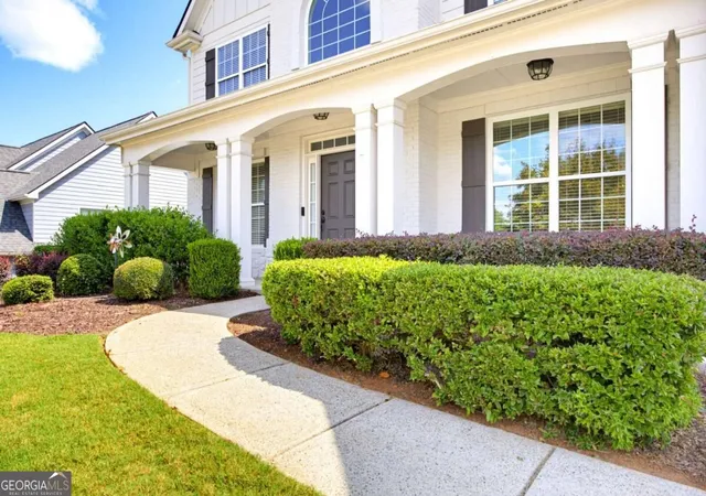 Photo 3 of Single family home for sale at 157 Bradshaw Park Dr, Woodstock, GA 30188 | MLS# 10844134 | Listing updated on 2026-09-11
