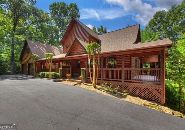 Photo 1 of Sale Pending at 2975 Mountain Tops Rd, Blue Ridge, GA 30513 | MLS# 10828423 | Listing updated on 2026-09-17