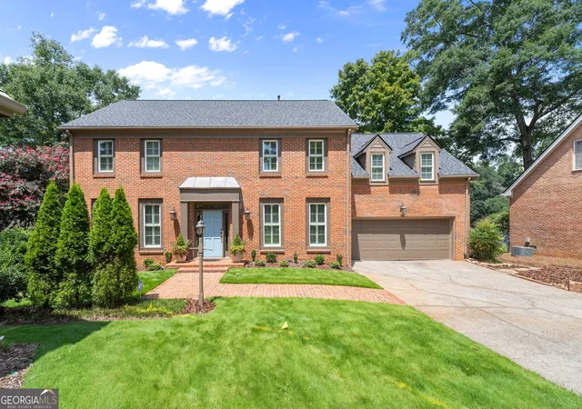 Photo 1 of Single family home for sale at 255 10th Fairway, Roswell, GA 30076 | MLS# 10842090 | Listing updated on 2026-09-22