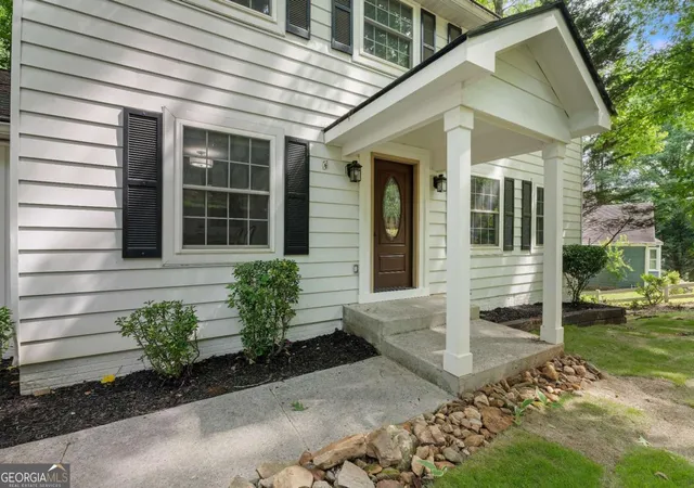 Photo 2 of Single family home for sale at 1700 Ellenwood Dr Ne, Roswell, GA 30075 | MLS# 10775122 | Listing updated on 2026-09-12