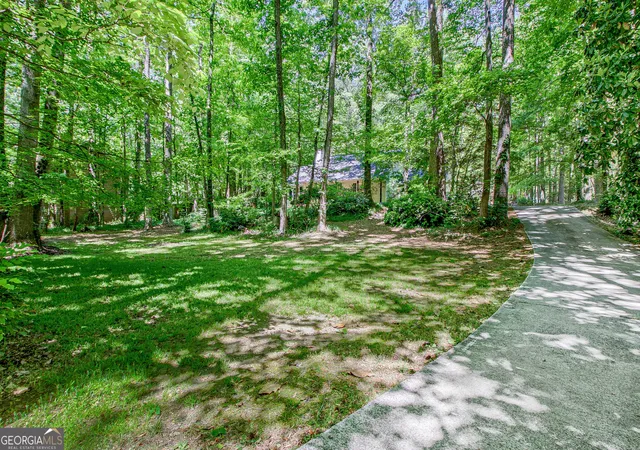 Photo 4 of Single family home for sale at 175 Ashley Crk Dr, Newnan, GA 30263 | MLS# 10769175 | Listing updated on 2026-09-20