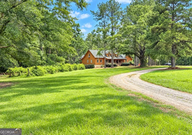 Photo 23 of Single family home for sale at 725 Musgrove Rd, Griffin, GA 30223 | MLS# 10786453 | Listing updated on 2026-09-13