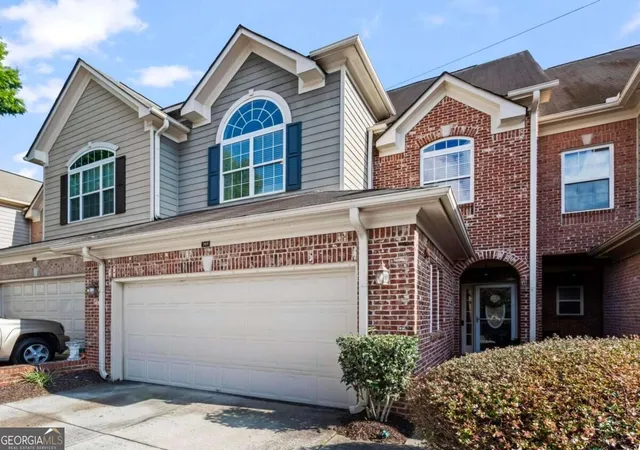 Townhouse for sale at 305 Glen Ivy, Marietta, GA 30062 | MLS# 10843073