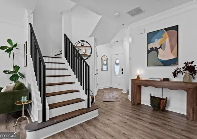 Photo 2 of Townhouse for sale at 305 Glen Ivy, Marietta, GA 30062 | MLS# 10843073 | Listing updated on 2026-09-10