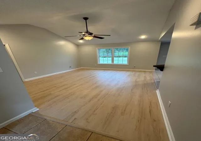 Photo 3 of Single family home for sale at 35 Magnolia Trl, Lakeland, GA 31635 | MLS# 10847205 | Listing updated on 2026-10-09
