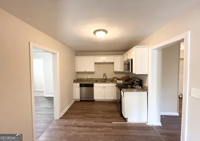 Photo 3 of Single family home for sale at 2159 Macon Dr, Atlanta, GA 30315 | MLS# 10778289 | Listing updated on 2026-10-03