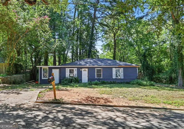 Photo 1 of Single family home for sale at 1005 Regis Rd Se, Atlanta, GA 30315 | MLS# 10843914 | Listing updated on 2026-09-11