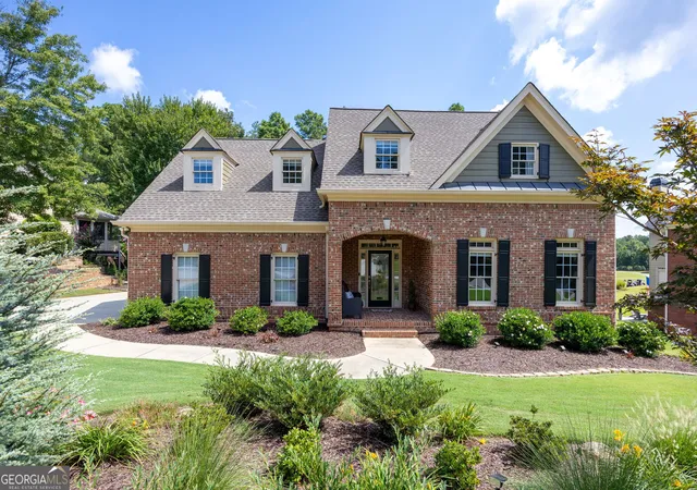 Photo 1 of Single family home for sale at 333 Golf Crest Dr, Acworth, GA 30101 | MLS# 10832100 | Listing updated on 2026-09-11