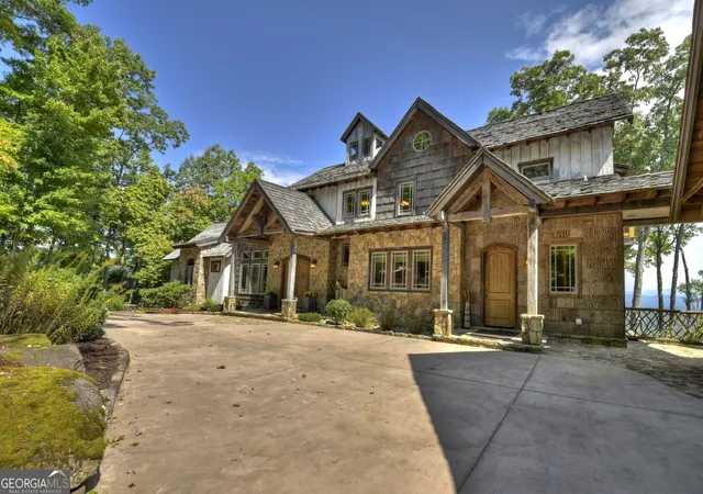 Photo 3 of Mansion for sale at 72 Wohali Knob Trl, Ellijay, GA 30540 | MLS# 10842481 | Listing updated on 2026-09-23