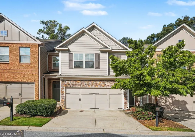 Townhouse for sale at 5034 Whiteoak St SE, Smyrna, GA 30080 | MLS# 10853670