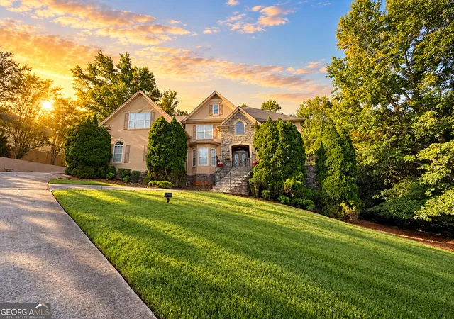 Photo 2 of Single family home for sale at 243 Smokerise Tr, Peachtree City, GA 30269 | MLS# 10845828 | Listing updated on 2026-09-28