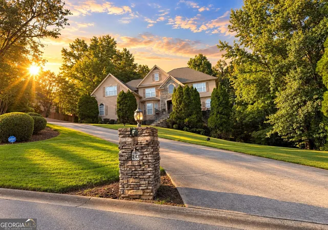 Photo 3 of Single family home for sale at 243 Smokerise Tr, Peachtree City, GA 30269 | MLS# 10845828 | Listing updated on 2026-09-28