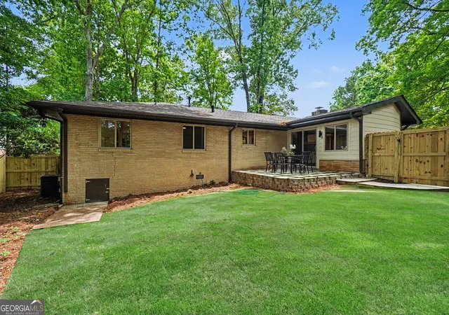 Photo 31 of Sale Pending at 2700 Hawaii Ct, Decatur, GA 30033 | MLS# 10817830 | Listing updated on 2026-10-05