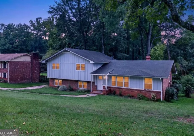 Photo 1 of Single family home for sale at 4373 Sun Valley Blvd, Atlanta, GA 30344 | MLS# 10848302 | Listing updated on 2026-10-02