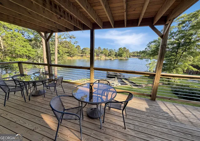 Photo 1 of Single family home for sale at 10 Park Rd, Jackson, GA 30233 | MLS# 10825954 | Listing updated on 2026-09-06